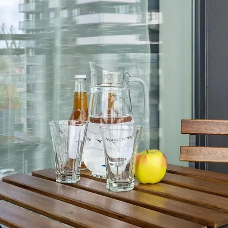 Walowa Stara Stocznia *